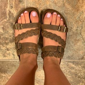 Footbed Braided Sandals